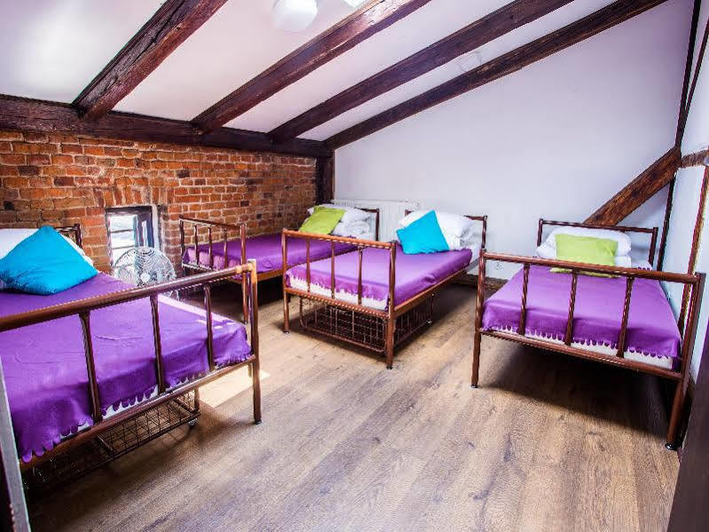 Pink Panther'S Hostel كراكوفيا المظهر الخارجي الصورة