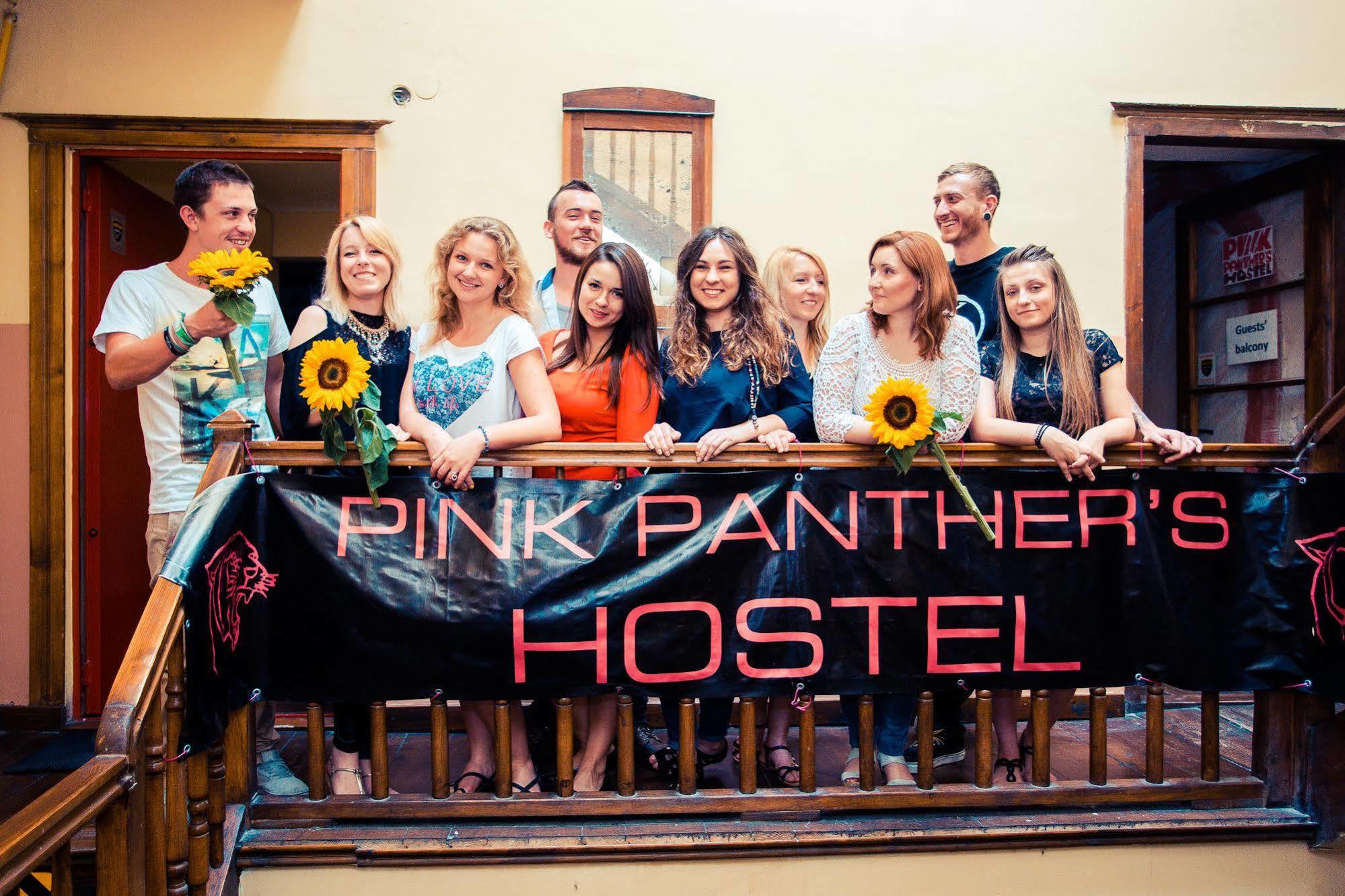 Pink Panther'S Hostel كراكوفيا المظهر الخارجي الصورة